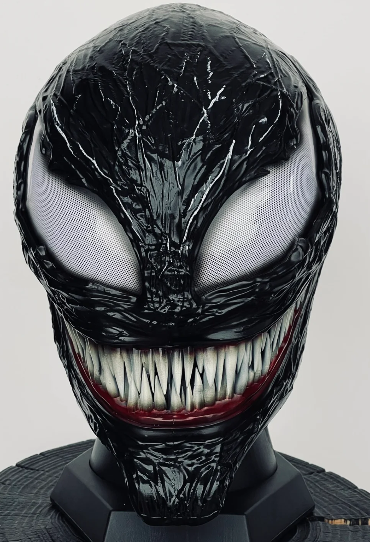 Venom Mask