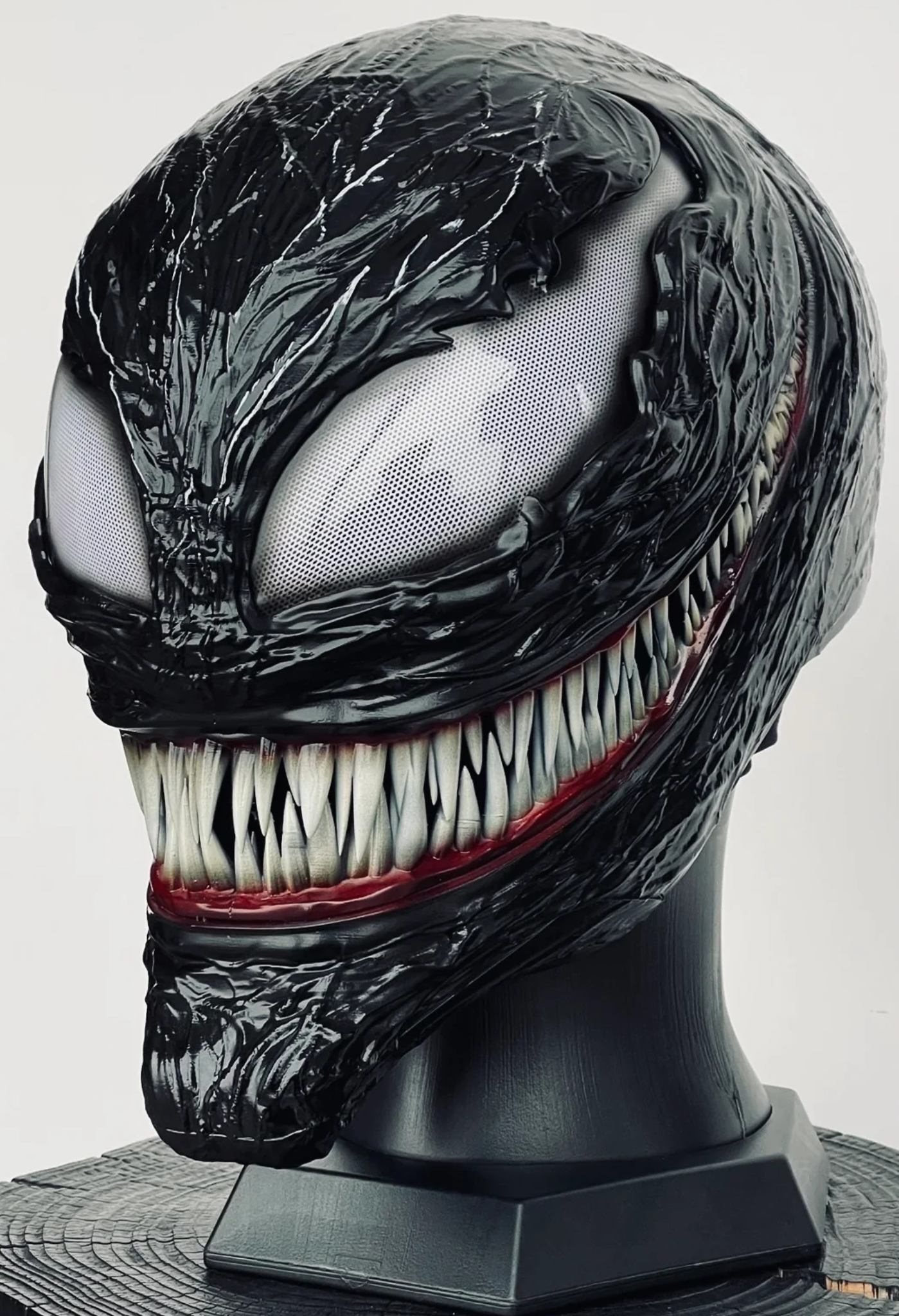 Venom Mask