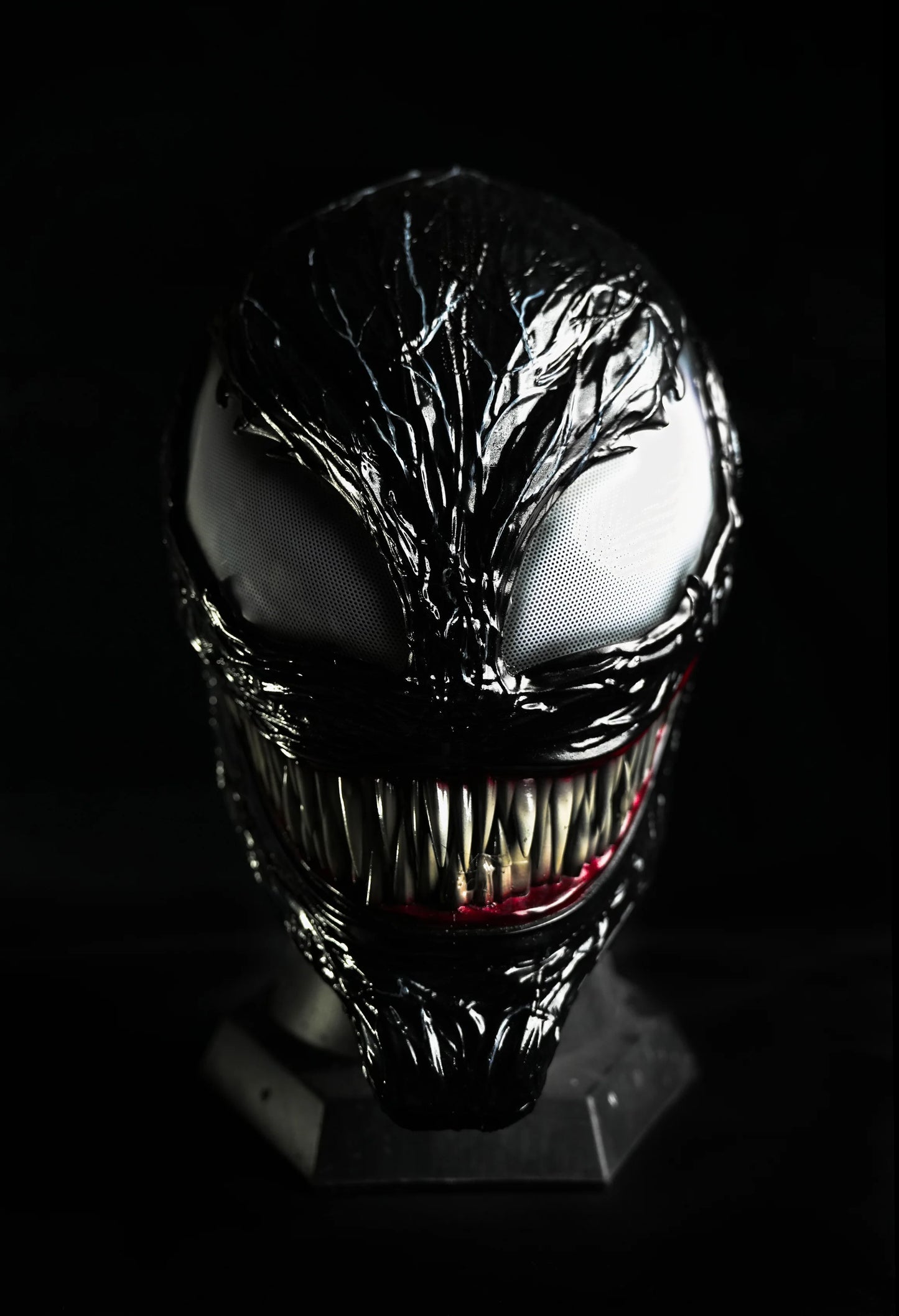 Venom Mask